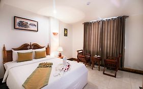 Relax Hotel